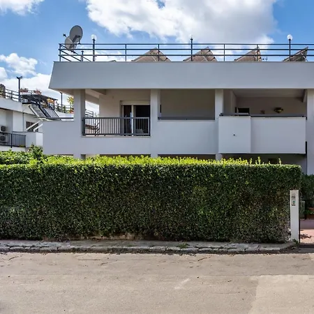 La Maison De Provence - *